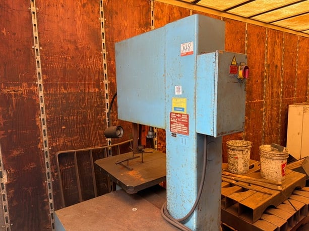 Doall #2013-V, Vertical Band Saw, 20" Throat, 13" Height, 2 HP, 26" x 26" Table - Image 3