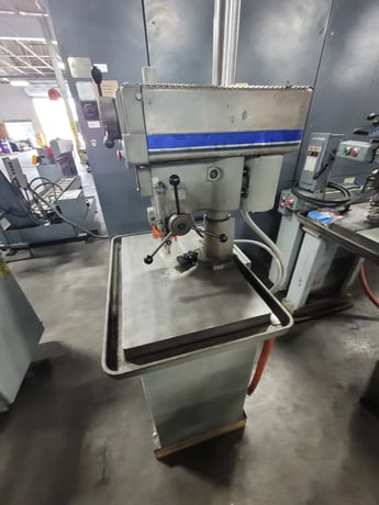 Clausing #1685, 15" Drill Press, Variable Speed, Production Table - Image 3