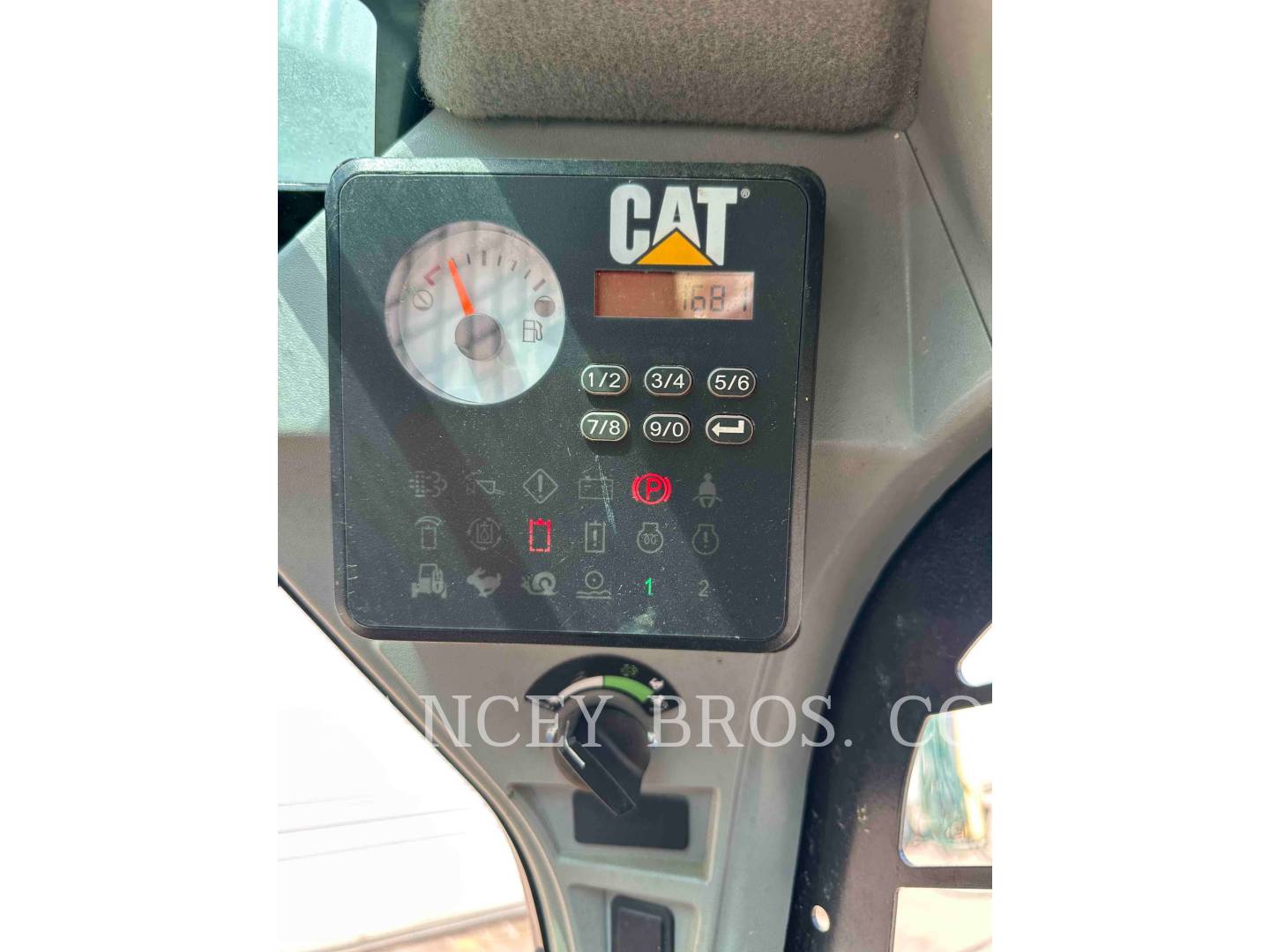 Cat 226D3, Skid Steer Loader, 168 hours, S/N: EK503101, 2024 - Image 5