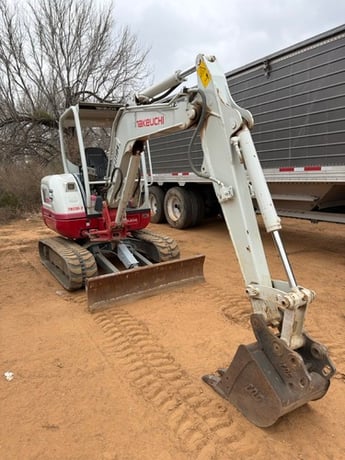 Takeuchi #TB235-2, Mini Excavator, 24.4 HP Yanmar Diesel, 10'7" Max Dig Depth, 2022 - Image 5