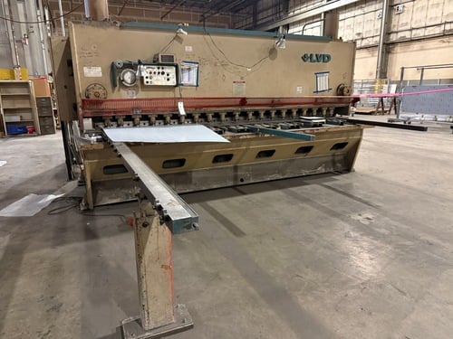 1/2" x 12' LVD #12-OH-50, Hydraulic Power Squaring Shear, 25 HP, 230V, 3 Ph, Powered Back Gauge, 1990 - Image 2