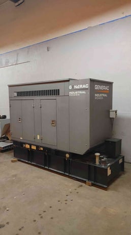 15 KW Generac #SD15, Industrial Diesel Standby Generator, 120/240 Volts, 1 Phase, 334 Hrs., Tested, 2016 - Image 3