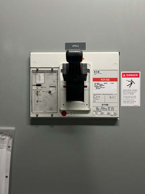 2500 Amps, Eaton Pow-R-Line 2-Section Switchboard, 480 Volts, RGH 1600 Amp Breaker #RGH316033E - Image 4