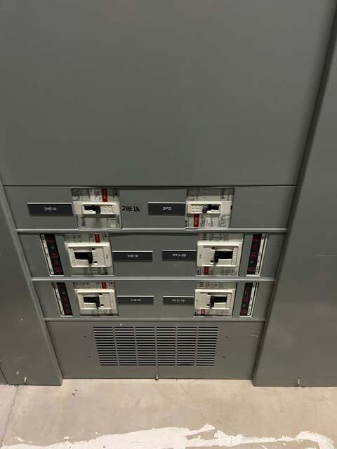 2500 Amps, Eaton Pow-R-Line 2-Section Switchboard, 480 Volts, RGH 1600 Amp Breaker #RGH316033E - Image 5