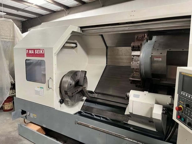 Yama Seiki #GS-460L, CNC Lathe, 30.7" Swing, 24" Chuck, 50 HP, 700 RPM, 10-Station Turret, Chip Conveyor, 2006 - Image 3