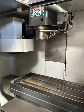 Haas #Mini Mill, Vertical Machining Center, 16" x 12" x 10", 7.5 HP, 6,000 RPM, 10-Tool automatic tool - Image 8