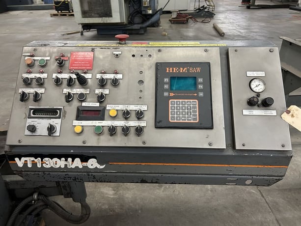 20" x 24" Hem #VT130HA-60, high speed production automatic vertical tilting band saw, 2006' - Image 7