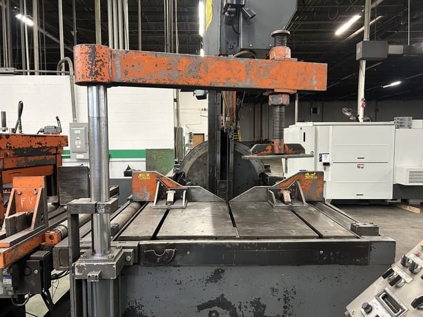 20" x 24" Hem #VT130HA-60, high speed production automatic vertical tilting band saw, 2006' - Image 10