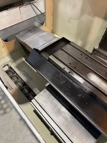 Haas #VF-2B, CNC vertical machining center, 24 side mount tool changer, 30" X, 16" Y, 20" Z, 7500 RPM, #40 - Image 9
