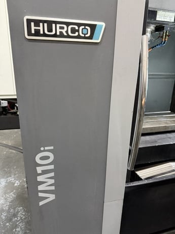 Hurco #VM10I, CNC Vertical Machining Center, 30" x 14" table, 26" X, 16" Y, 20" Z, 15 HP, 10,000 RPM, CAT 40 - Image 4