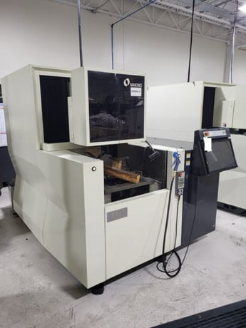 Makino #U3, CNC Wire Electrical Discharge Machine, 24.8" x 17.7" table, 14.6" X, 10.6" Y, 8.7" Z, AWT - Image 3