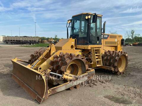 Caterpillar 815FII, Compactor, 8668 hours, S/N: BYN00923, 2012 - Image 1