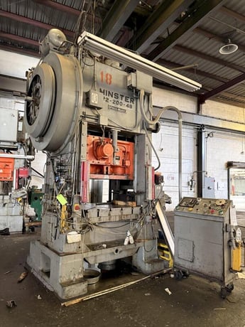 200 Ton, Minster #P2-200-48 Piece Maker, high speed straight side double crank press, 7" stroke, 17.5" Shut - Image 1
