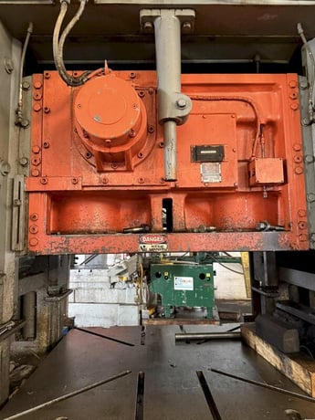 200 Ton, Minster #P2-200-48 Piece Maker, high speed straight side double crank press, 7" stroke, 17.5" Shut - Image 5