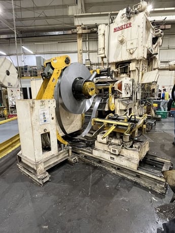 10000 lb. Orii #LCC06HRMAP-VAC, space saver coil feed line, 23.6" x .125" stock, 60" OD, 18"-22" expansion - Image 1