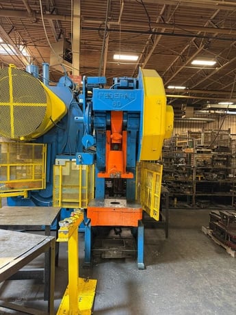 60 Ton, Federal #60, gap frame single crank flywheel press, 6" stroke, 15" Shut Height, 2.5" adj., 90 SPM - Image 1