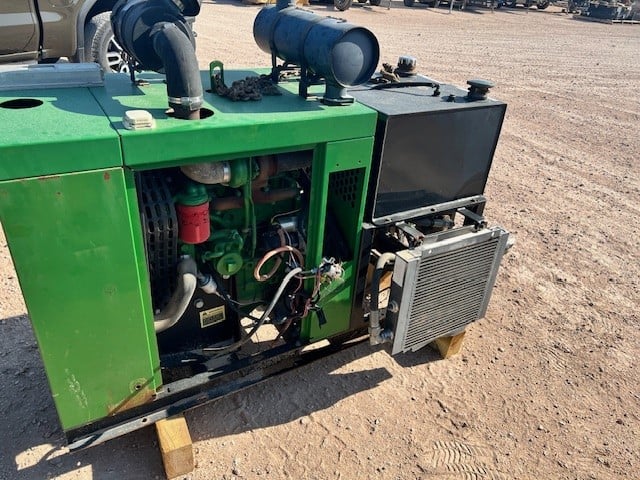85 HP John Deere #4045, diesel engine assembly, 2.4L, hydraulic pump, 2013 - Image 2