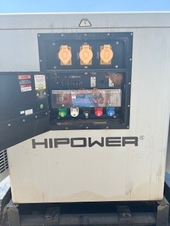 56 KW HiPower #HRJW-75-T6, diesel generator set, 99 hours, John Deere engine, Tier 3, tandem axle trailer - Image 2