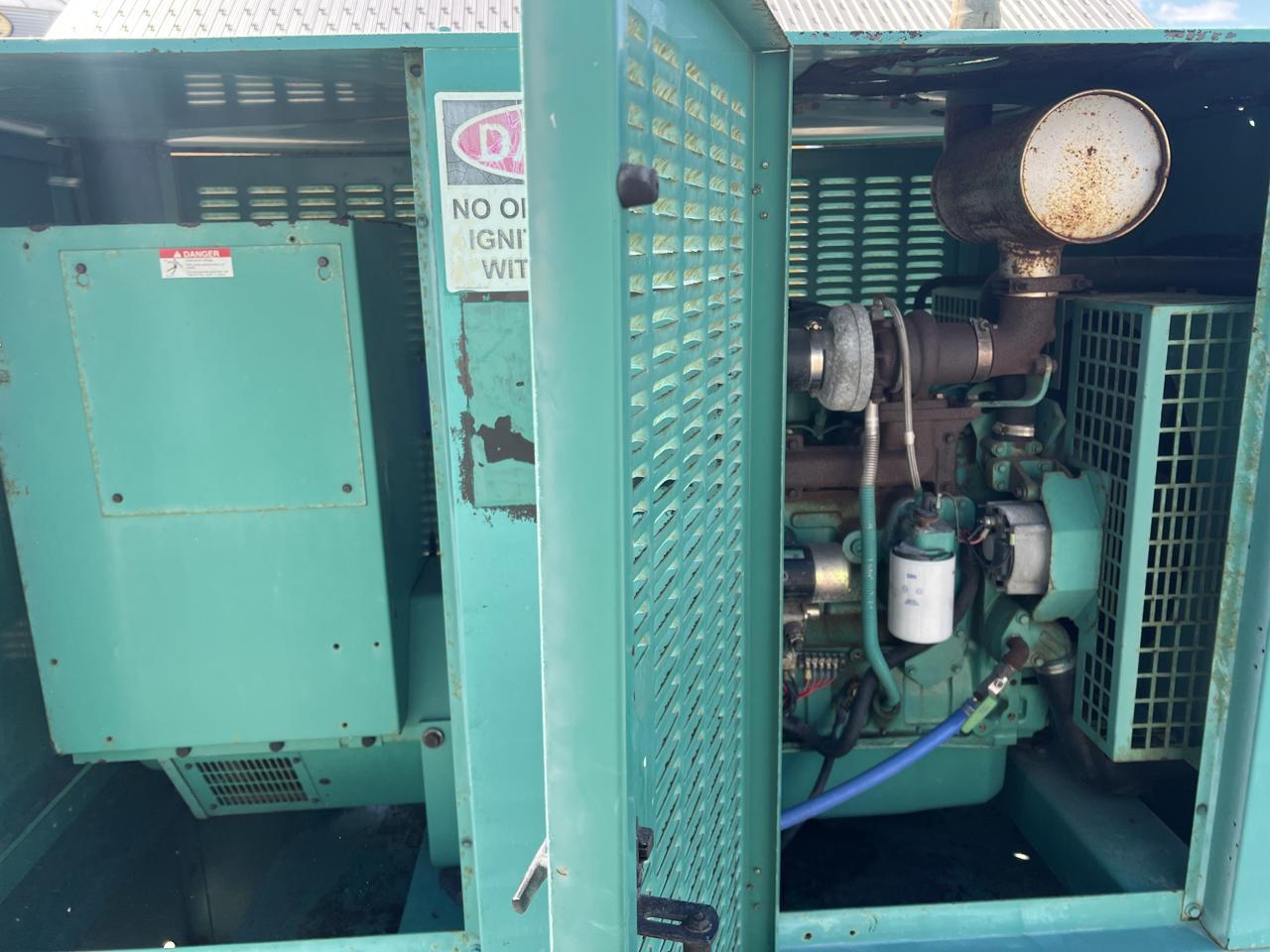 60 KW Cummins/Onan #DGCB-4489744, Diesel Generator Set, 120/240 Volts, 93 HP @ 1800 RPM Cummins engine - Image 5