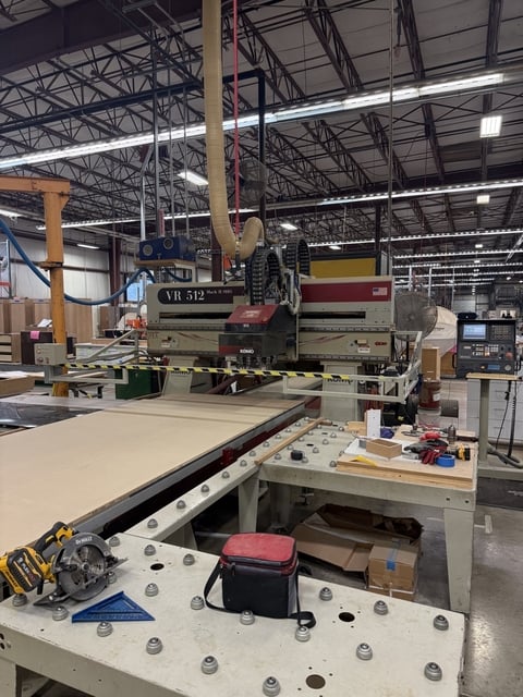 Komo #VR512-MACH-ll-SHO, CNC Router, 12 tool, GE Fanuc panel I Control, 5' x12' table, 159" x84" x11" travel, - Image 2