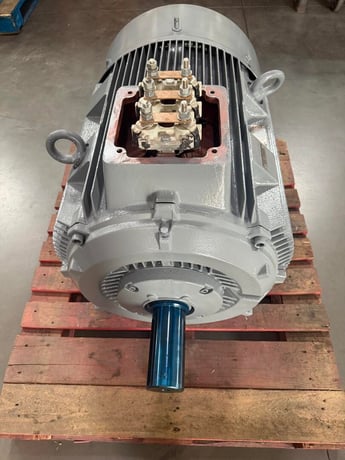 127 KW HP 1788 RPM Siemens, Frame 315S, 3PH 460 Volts 198A 315S TEFC AC Metric Motor - Image 3