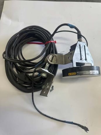 Keyence Ring Light Illuminator CA-DRW10F 24 VDC - Image 2
