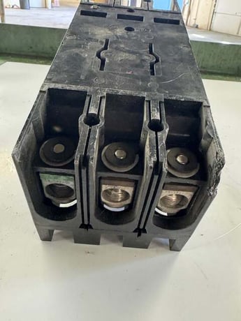 General Electric Molded Case Circuit Breaker TFJ236175 600V AC / 250V DC - Image 3