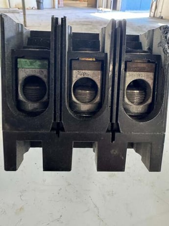 General Electric Molded Case Circuit Breaker TFJ236175 600V AC / 250V DC - Image 4