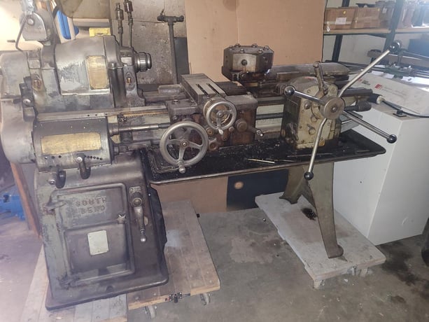 13" x 60" South Bend #CL-1BT, precision toolroom lathe, 1-3/8" bore, #5MT, 1956 - Image 2