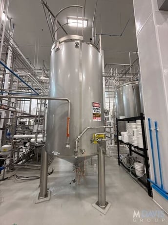1700 gallon Industries D'Acier Inoxydable Itee, Vertical Stainless Steel Tank, 68" diameter x 108" height - Image 2