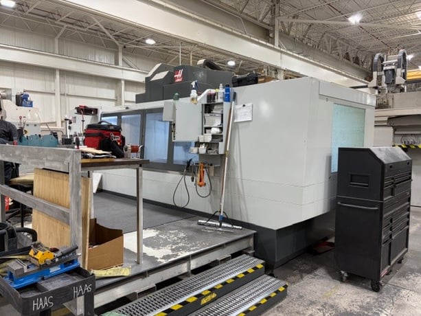 Haas #VR11, 5-Axis, 120" X, 40" Y, 30" Z, 12000 RPM, 25 automatic tool changer, thru spindle coolant, WIPS - Image 4