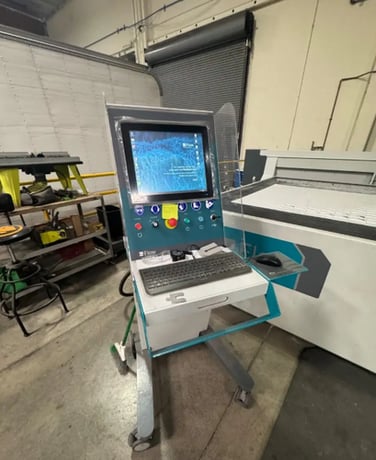 Flow #Mach-200, Waterjet Cutting System, 6' x13' table, 60k psi, 1732 hours, 2021 - Image 2