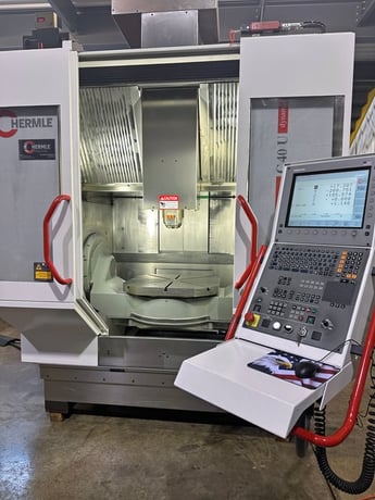 Hermle #C40U-dynamic, vertical machining center, 33.5" X, 27.6" Y, 19.7" Z, 28000 RPM, 1160 psi thru spindle - Image 3