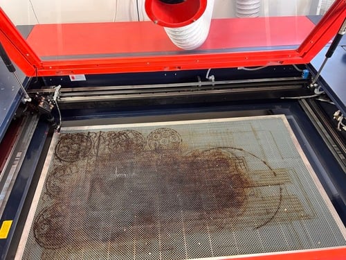 Associated Pacific Lazer #SN4024, CO2 Laser Engraver, 100W, 40" x 24" Work Area, 14" Z Clearance, 110V. - Image 4