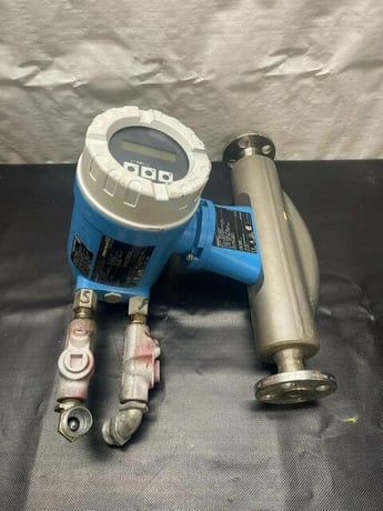 Endress & Hauser #Promass-80, Coriolis Mass Flow Meter w/ Promass F Transmitter, -4&deg;F to 140&deg;F temp. range - Image 2