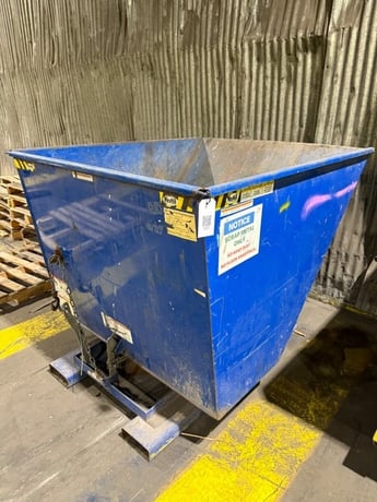 Vestil #D-200-HD, Self Dumping Hopper, 6,000 lb Capacity - Image 1