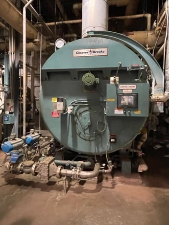 400 HP Cleaver-Brooks Boiler, 150 PSI, natural gas fired, beautiful boiler inside and outside, as-is, loaded - Image 3