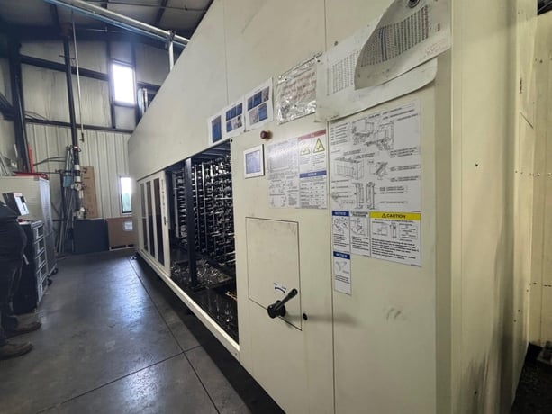 Makino #A71NX, Cat 50, 299 Place automatic tool changer, Pro 6, Chip Blaster, Renishaw RMP600 Rengage, loaded - Image 2