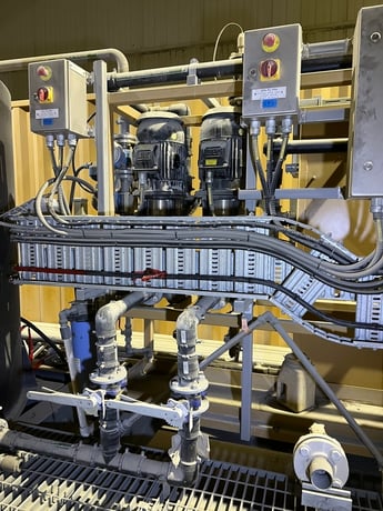 Fusion, Potable & Hot Water Shower Skid, 53 GPM @ 314' TDH, 1320-gallon tank, dual 7.5 HP pumps, 3530 RPM - Image 9