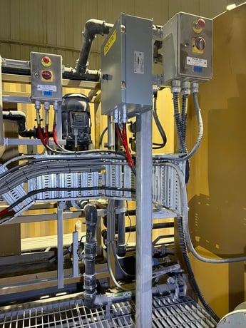 Fusion, Potable & Hot Water Shower Skid, 53 GPM @ 314' TDH, 1320-gallon tank, dual 7.5 HP pumps, 3530 RPM - Image 10