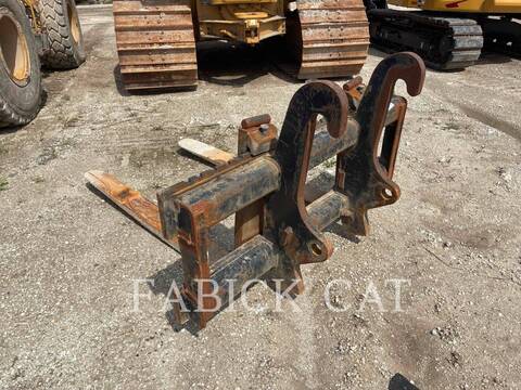 Caterpillar FORKS 930H, S/N: 0UEA02018, - Image 4