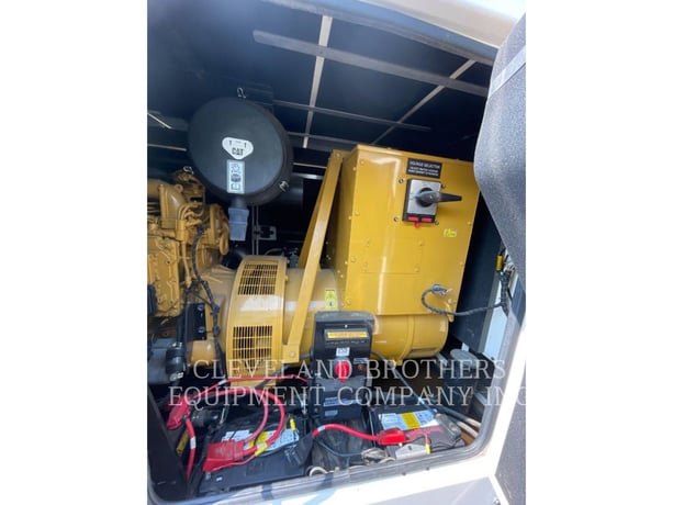 350 KW Caterpillar XQ 230, Diesel, 1800 RPM, 480V, 2948 hours, 2022 - Image 7
