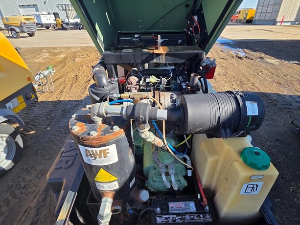 185 cfm, 100 psig, Sullair #185, portable diesel air compressor, Tier 4 Final, 27 gallon fuel tank - Image 5