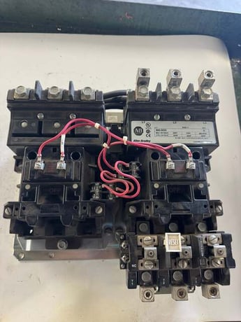 Allen-Bradley Reversing Motor Starter 505-DOD - Image 1