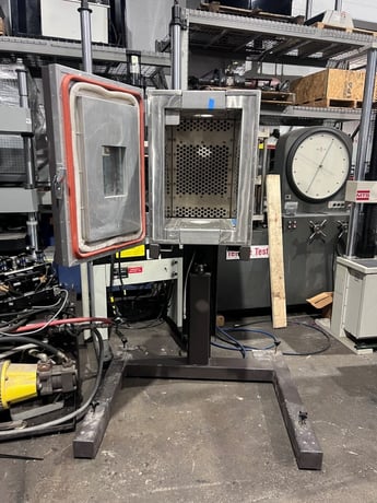 12" width x 12" D x 12" H MTS #651.06B-03, environmental test chamber, Stainless steel interior, chamber door - Image 2