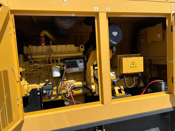 150 KW Caterpillar/Olympian #D150P4, Diesel Generator, 277/480 Volts, 1800 RPM, circuit breaker, 1PH/3PH, 216 - Image 5