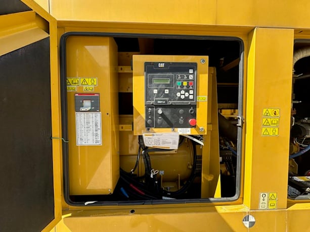 175 KW Caterpillar #D175-2, Diesel Generator Set, 120/208 Volts, 1800 RPM, circuit breaker, 1PH/3PH, 1535 - Image 9
