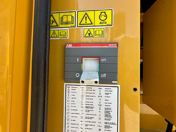 175 KW Caterpillar #D175-2, Diesel Generator Set, 120/208 Volts, 1800 RPM, circuit breaker, 1PH/3PH, 1535 - Image 10