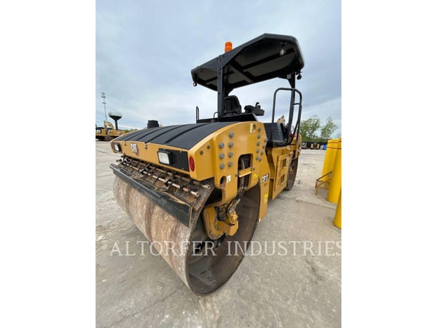 Caterpillar CB13-01, 1489 hours, S/N: PWP01168, 2023 - Image 4