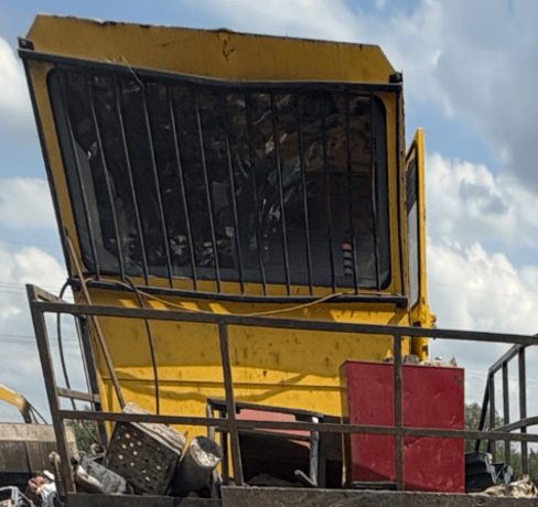 Sierra shear abler, 500 ton shearing force, 22" x 26" throat opening, 125 HP ABB motor - Image 2